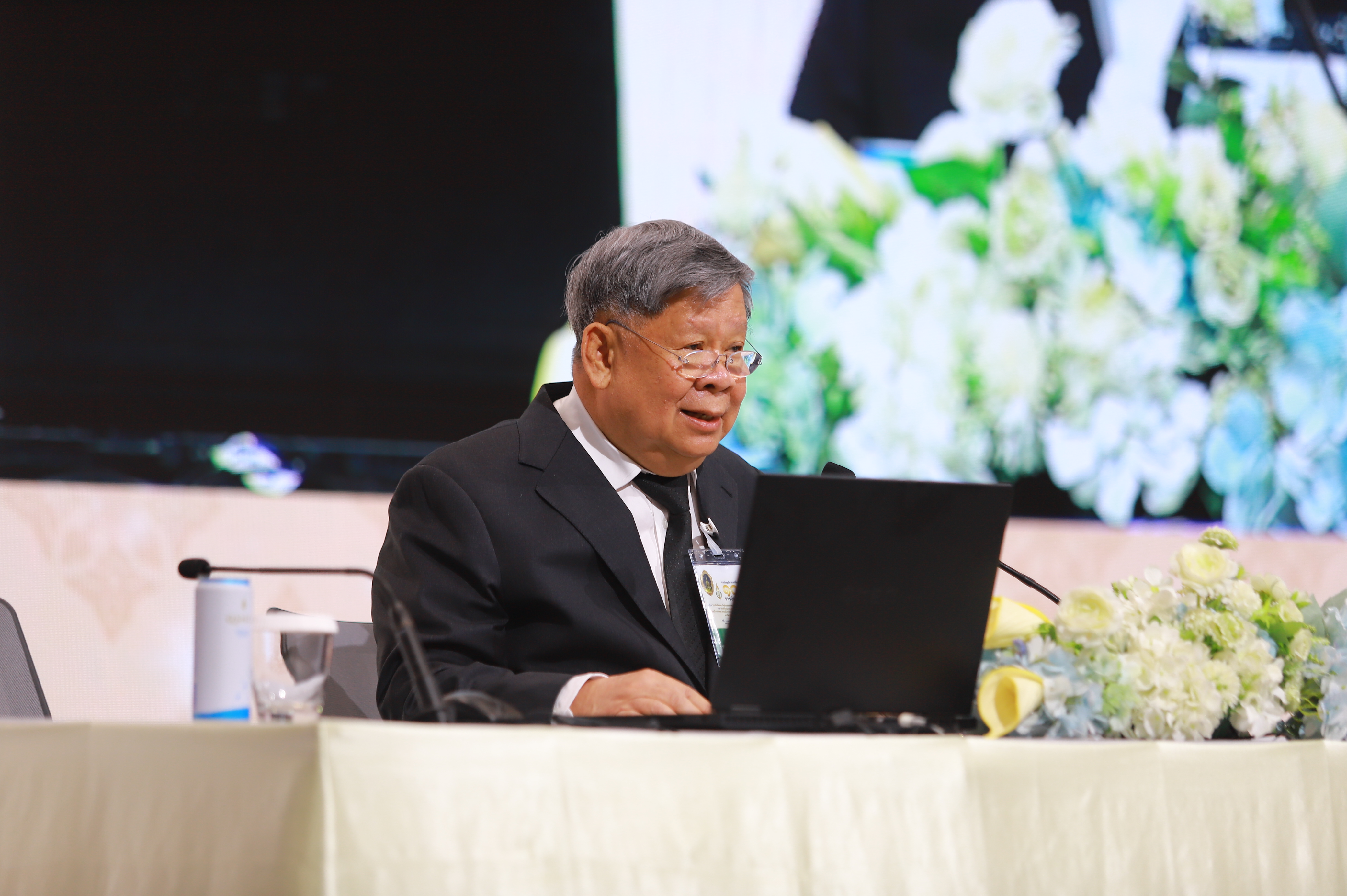 title - ส.ป.ก. ร่วมการประชุมวิชาการ 100 ปี ราชบัณฑิตยสภา มุ่งแลกเปลี่ยนองค์ความรู้พัฒนาสังคมและเกษตรกรรมไทย